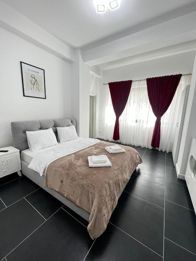 Marvellous Aparthotel With Master Apartments Suceava Exterior photo