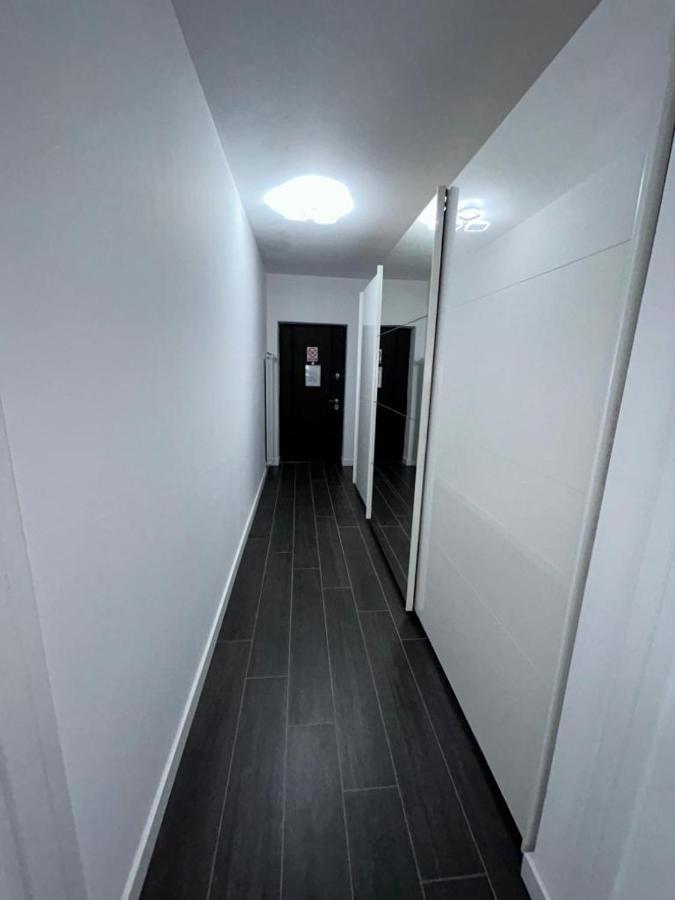 Marvellous Aparthotel With Master Apartments Suceava Exterior photo